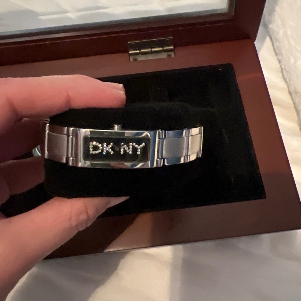 DKNY watch *like new*